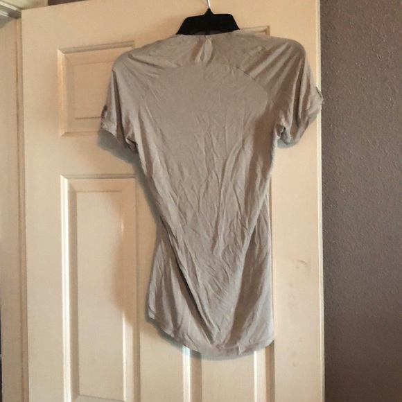 Cute & Comfy T-Shirt/Blouse - Picture 4 of 4